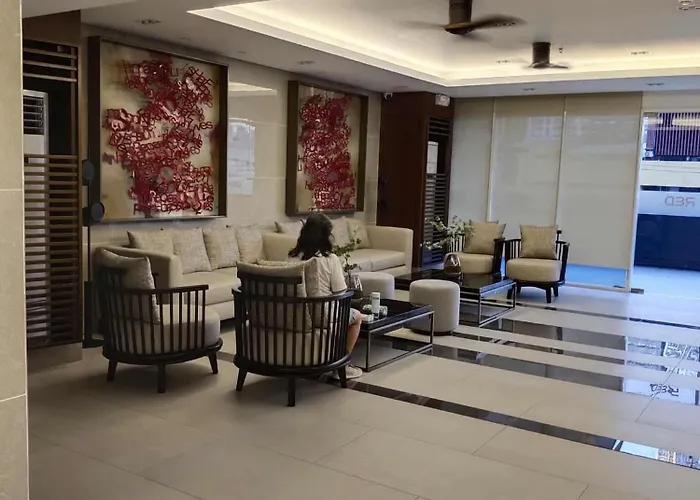 Apartment Chino Roces Makati - Paid Parking - Red Residences Manila